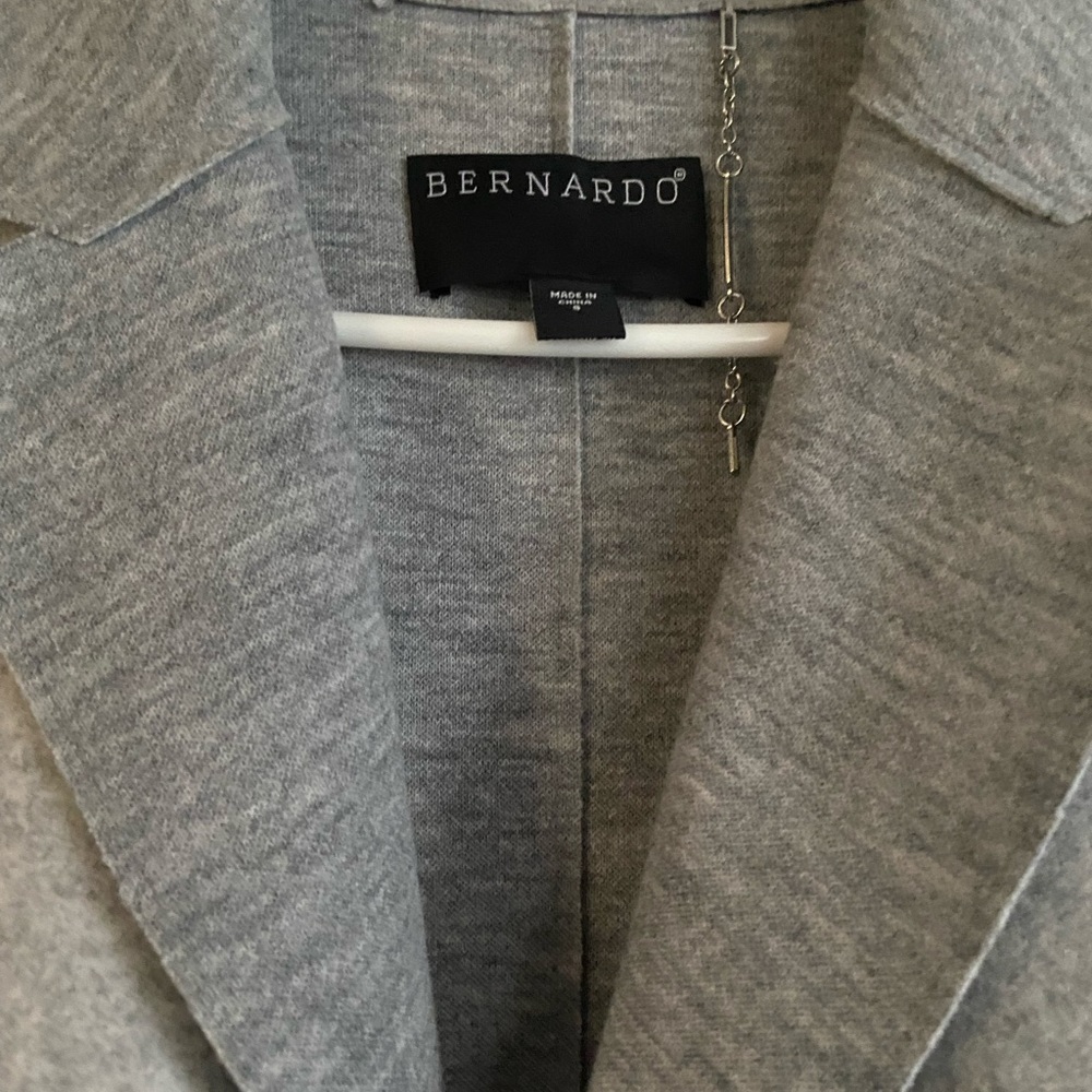 Coat - Picture 3 of 4